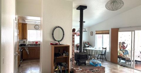 5913 Crowder, Sacramento, CA 95842 Photo