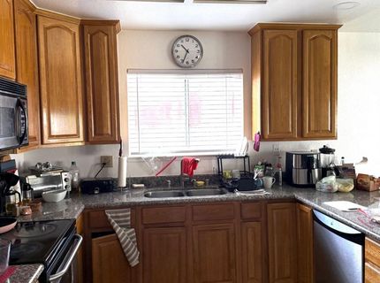 5913 Crowder, Sacramento, CA 95842 Photo