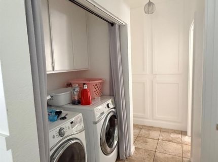 5913 Crowder, Sacramento, CA 95842 Photo