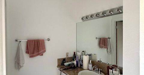 5913 Crowder, Sacramento, CA 95842 Photo