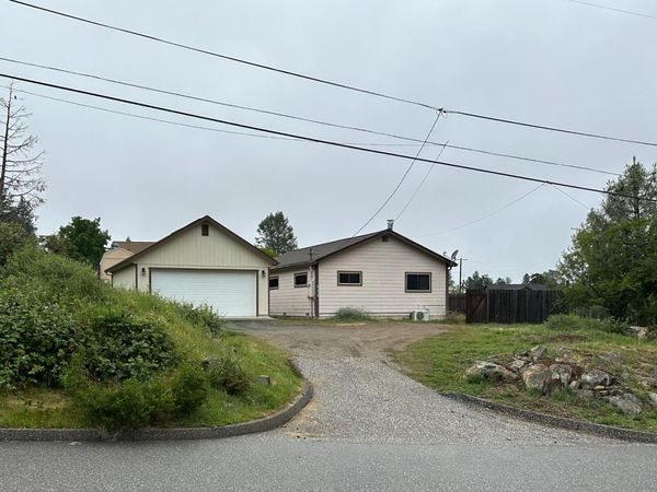 970 Slate Creek Rd, Grass Valley, CA 95945
