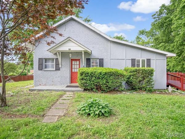 400 Southwind Drive, Belleville, IL 62221