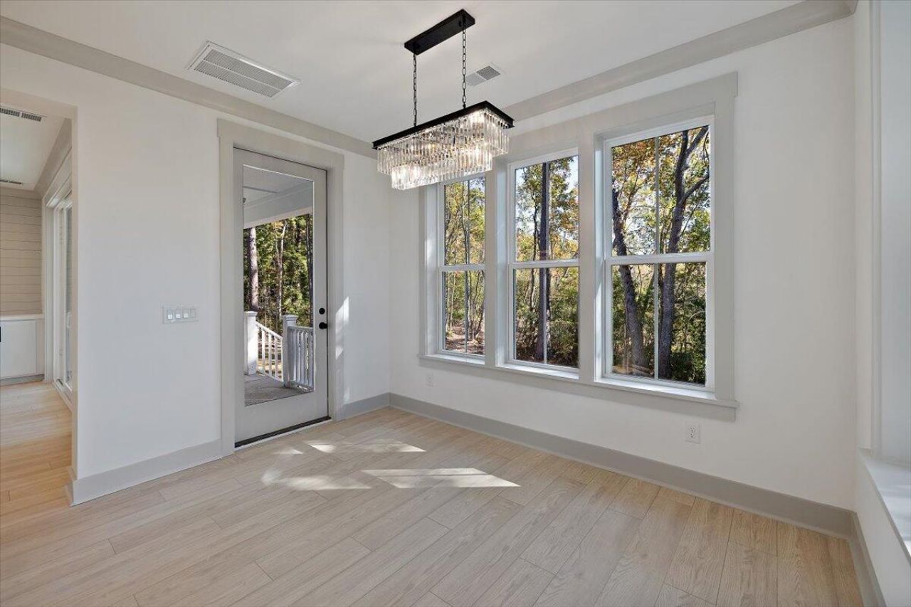 1500 Eagle Landing Boulevard Photo 15