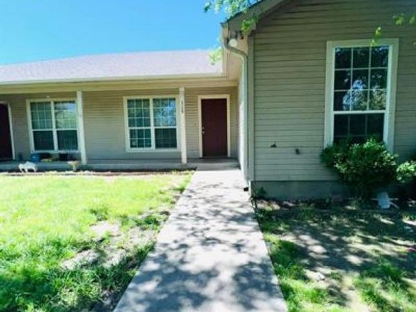 306 Mill Street , Lone Oak, TX 75453