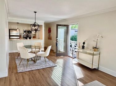 5907 E University Boulevard, Unit 201, Dallas, TX 75206