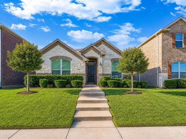 5841 Fir Tree Lane, Fort Worth, TX 76123