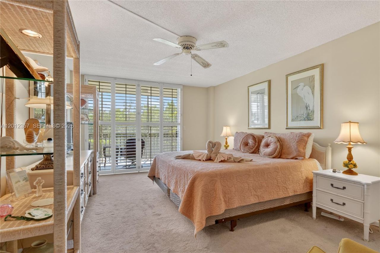 5 Bluebill , Unit 201, Naples, FL 34108 Photo