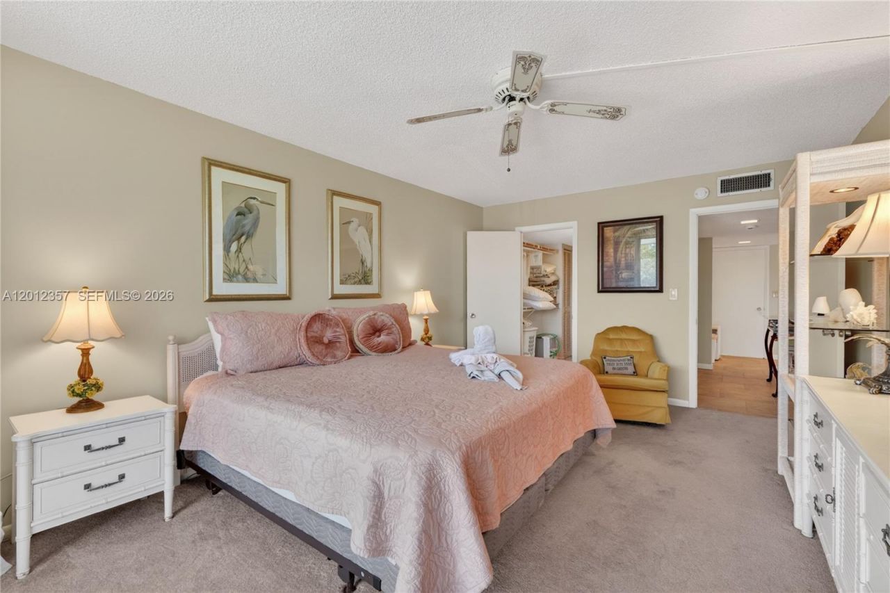 5 Bluebill , Unit 201, Naples, FL 34108 Photo