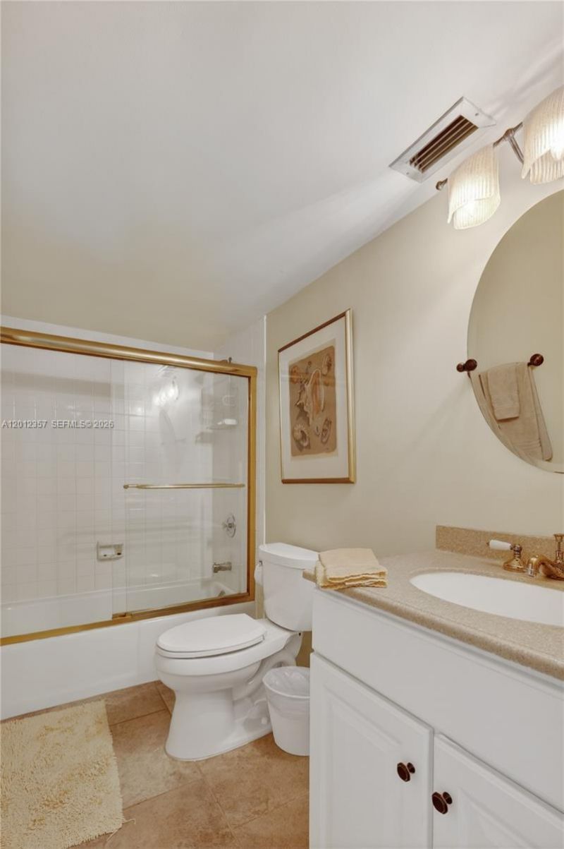 5 Bluebill , Unit 201, Naples, FL 34108 Photo
