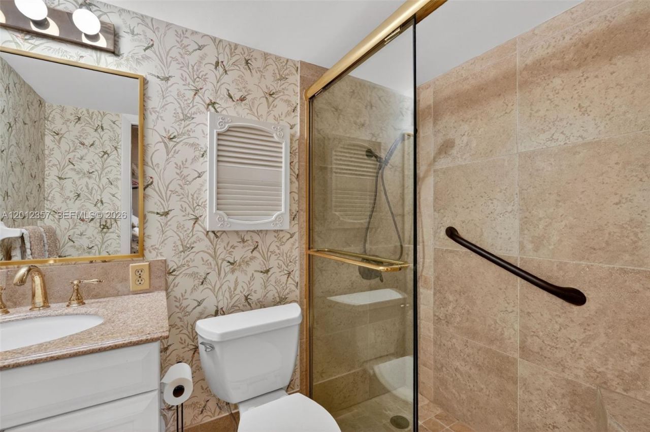 5 Bluebill , Unit 201, Naples, FL 34108 Photo