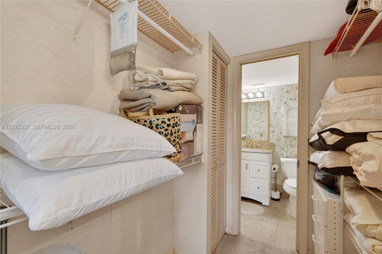5 Bluebill , Unit 201, Naples, FL 34108 Photo