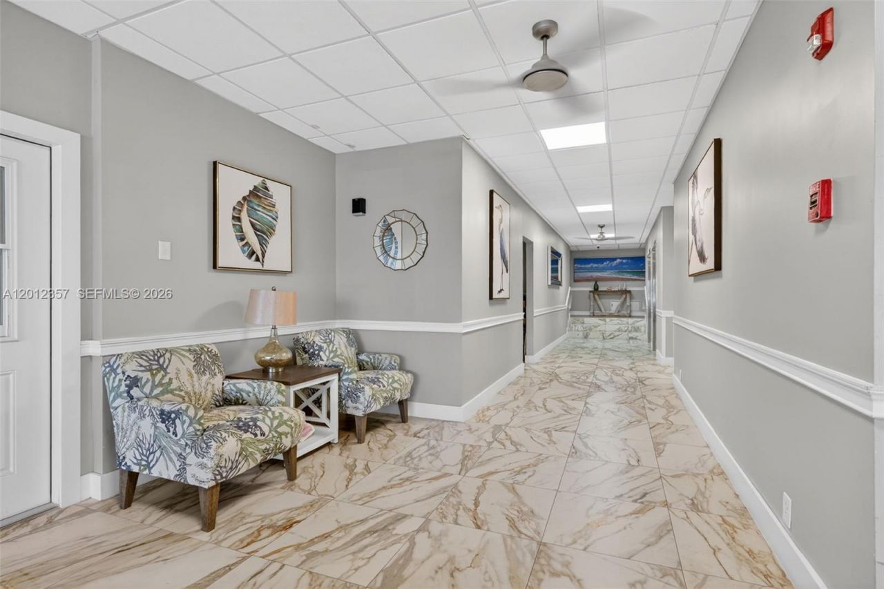 5 Bluebill , Unit 201, Naples, FL 34108 Photo