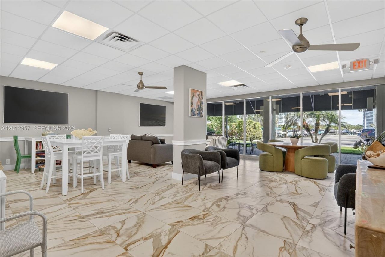 5 Bluebill , Unit 201, Naples, FL 34108 Photo