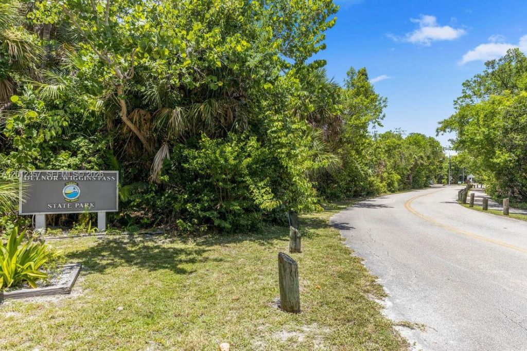 5 Bluebill , Unit 201, Naples, FL 34108 Photo