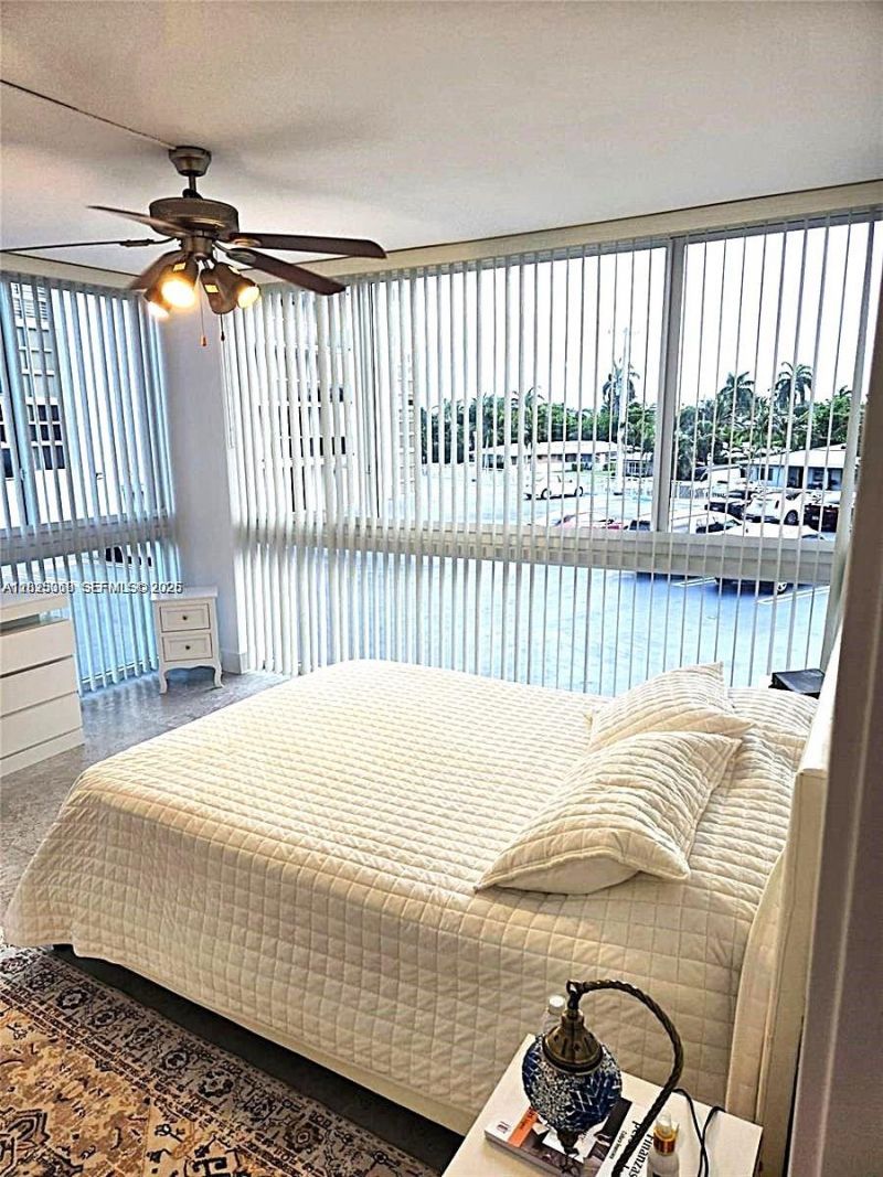 2715 N Ocean Blvd , Unit 2E, Fort Lauderdale, FL 33308 Photo