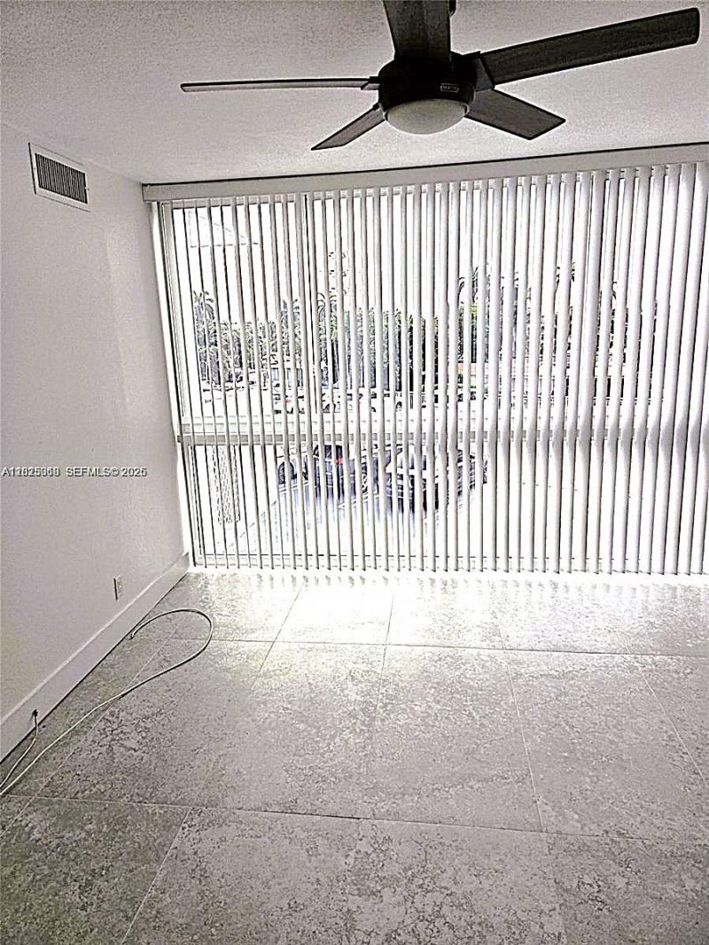 2715 N Ocean Blvd , Unit 2E, Fort Lauderdale, FL 33308 Photo