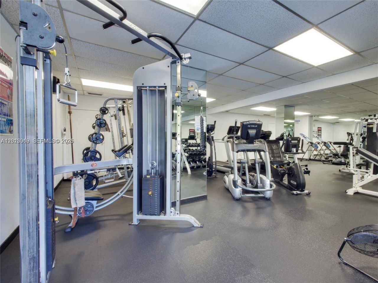 2715 N Ocean Blvd , Unit 2E, Fort Lauderdale, FL 33308 Photo