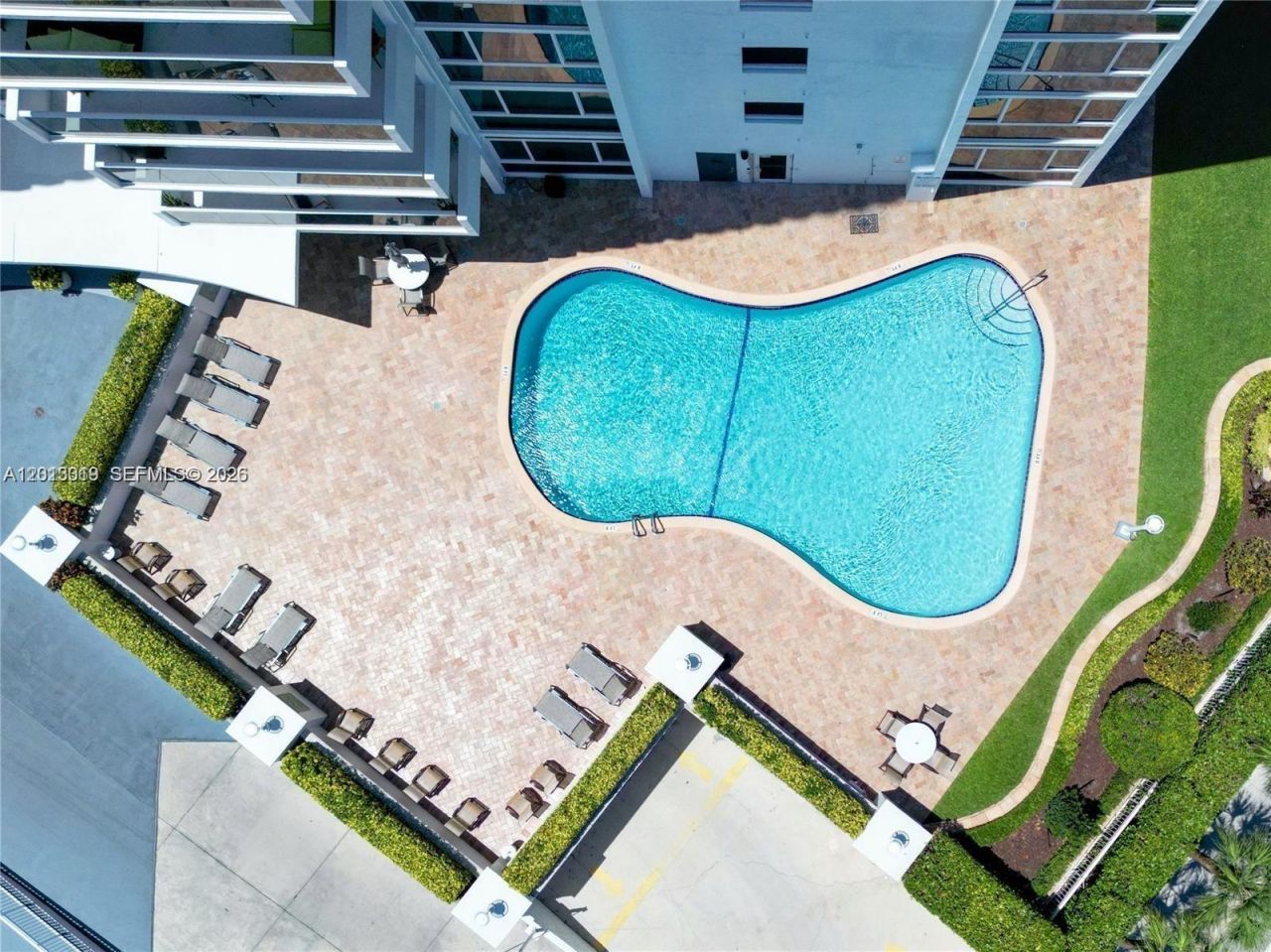 2715 N Ocean Blvd , Unit 2E, Fort Lauderdale, FL 33308 Photo