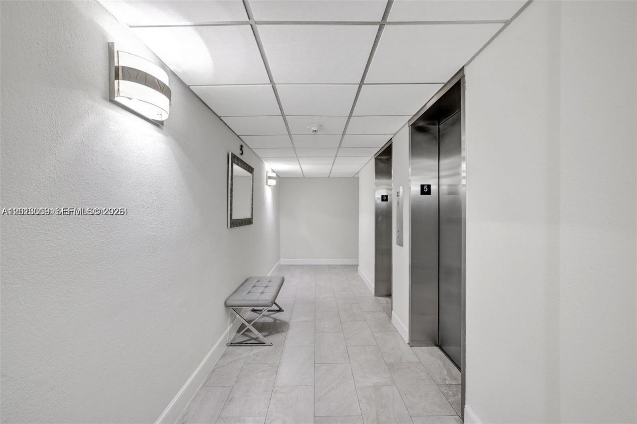2715 N Ocean Blvd , Unit 2E, Fort Lauderdale, FL 33308 Photo