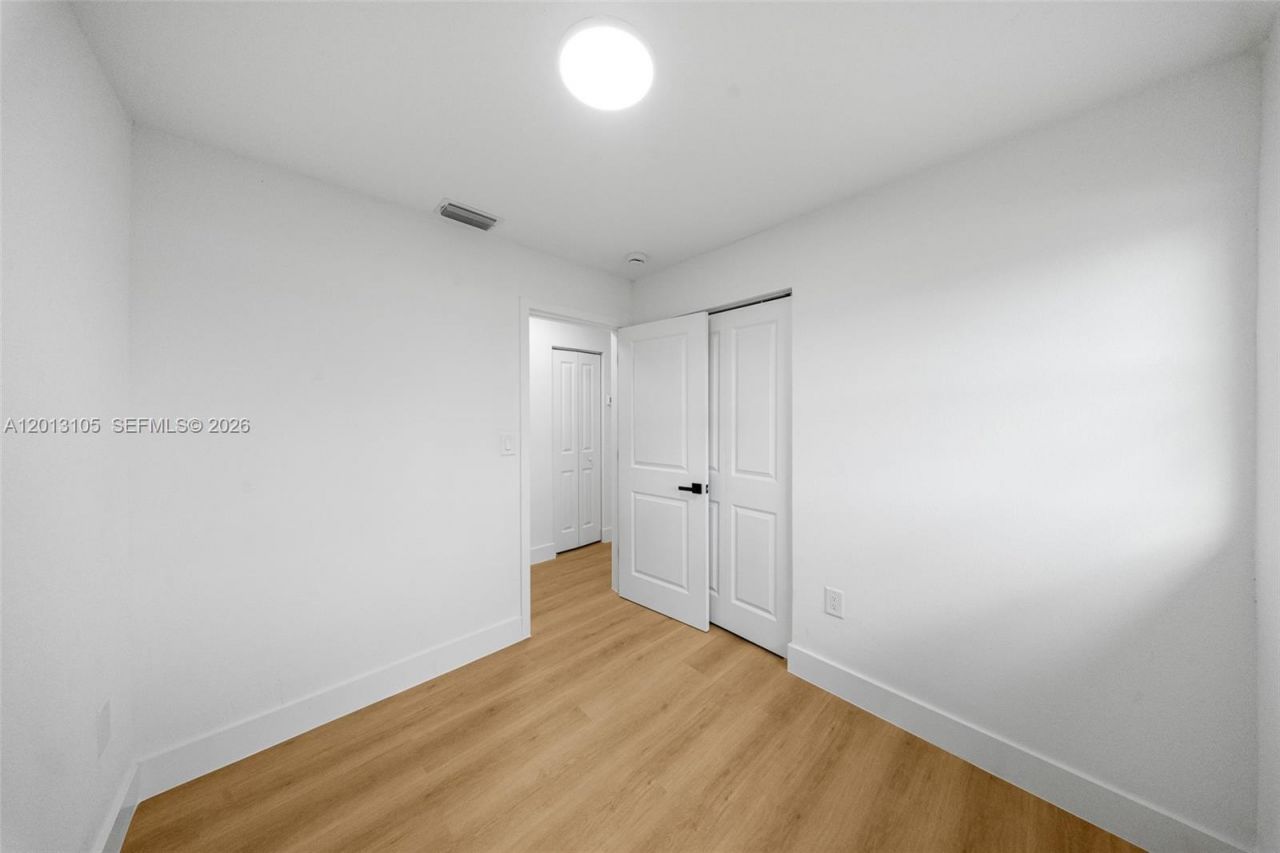 291 NW 184th Ter, Miami Gardens, FL 33169 Photo