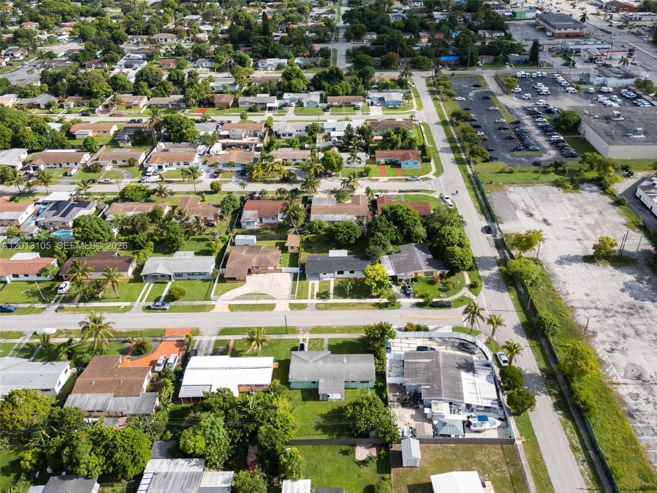 291 NW 184th Ter, Miami Gardens, FL 33169 Photo