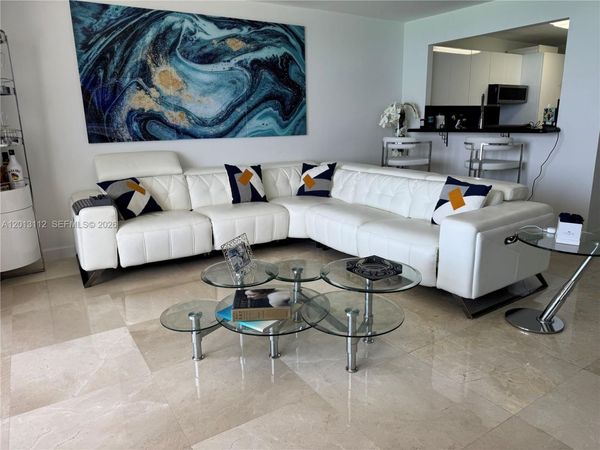 5555 Collins Ave, Unit 14E, Miami Beach, FL 33140