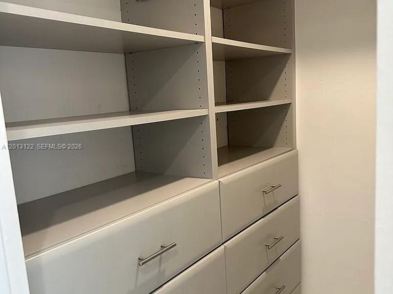 345 Ocean Dr , Unit 519, Miami Beach, FL 33139 Photo