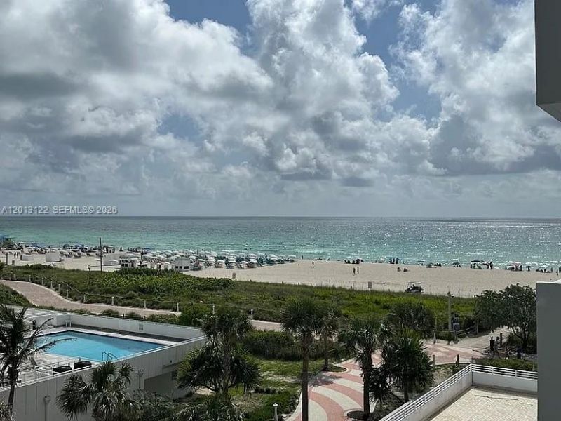 345 Ocean Dr , Unit 519, Miami Beach, FL 33139 Photo