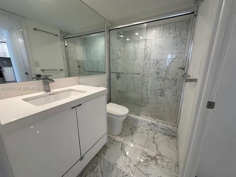 345 Ocean Dr , Unit 519, Miami Beach, FL 33139 Photo