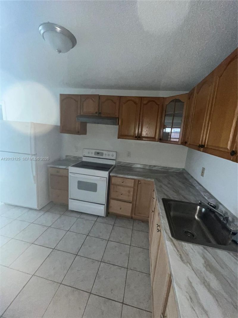 18182 NW 41st Pl, Miami Gardens, FL 33055 Photo