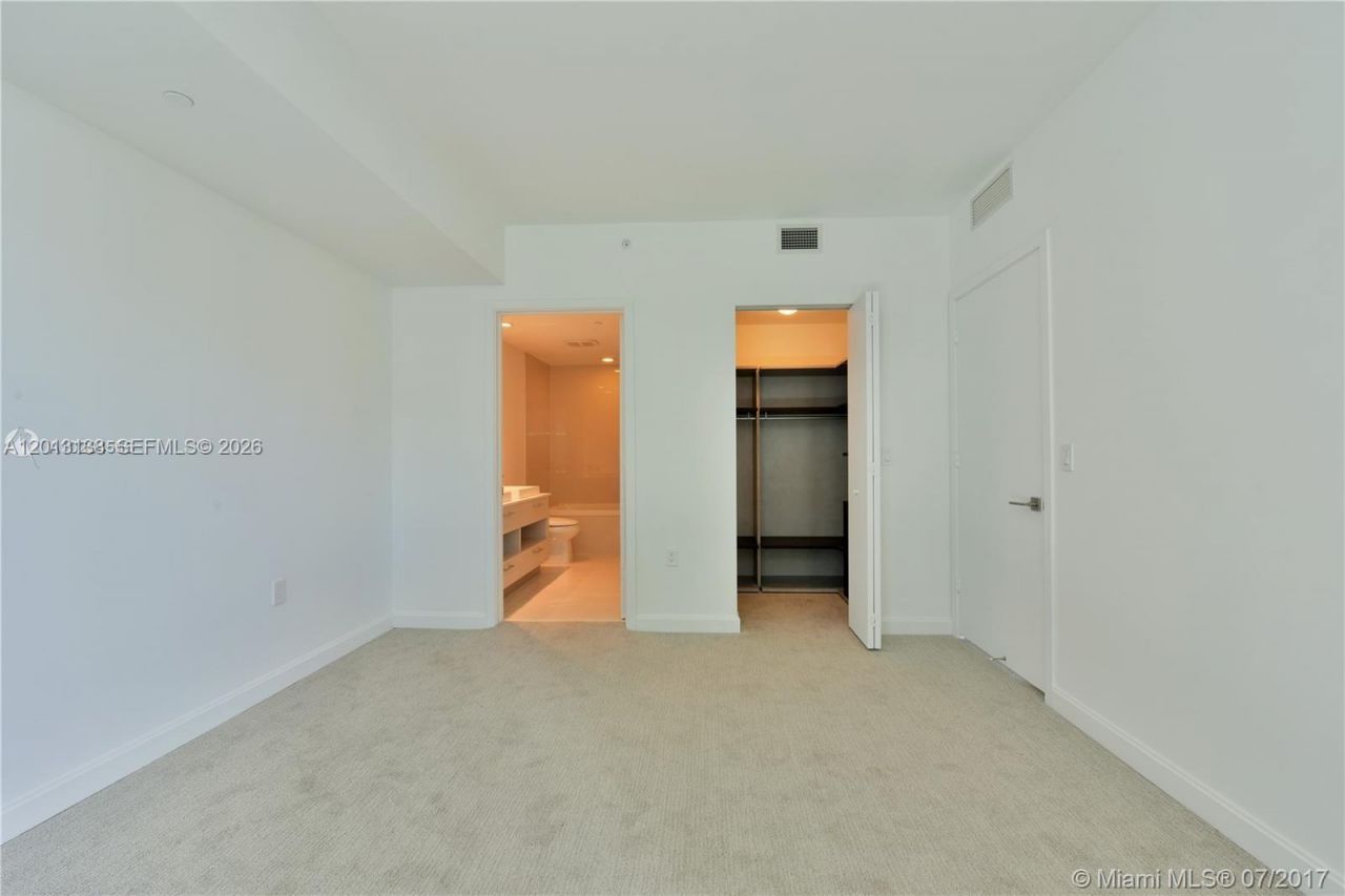 45 SW 9 St , Unit 1907, Miami, FL 33130 Photo