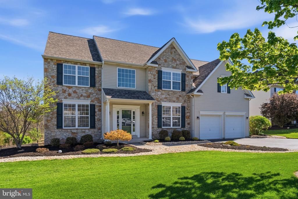 411 WINDY HILL ROAD , GILBERTSVILLE, PA 19525