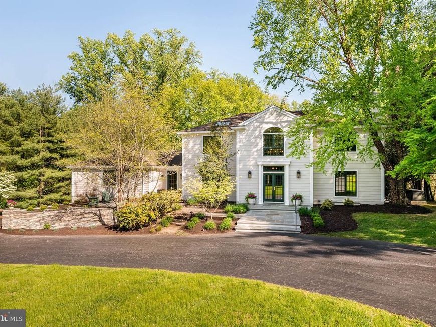 471 Bishop Hollow Road, Newtown Square, PA 19073 Main Photo