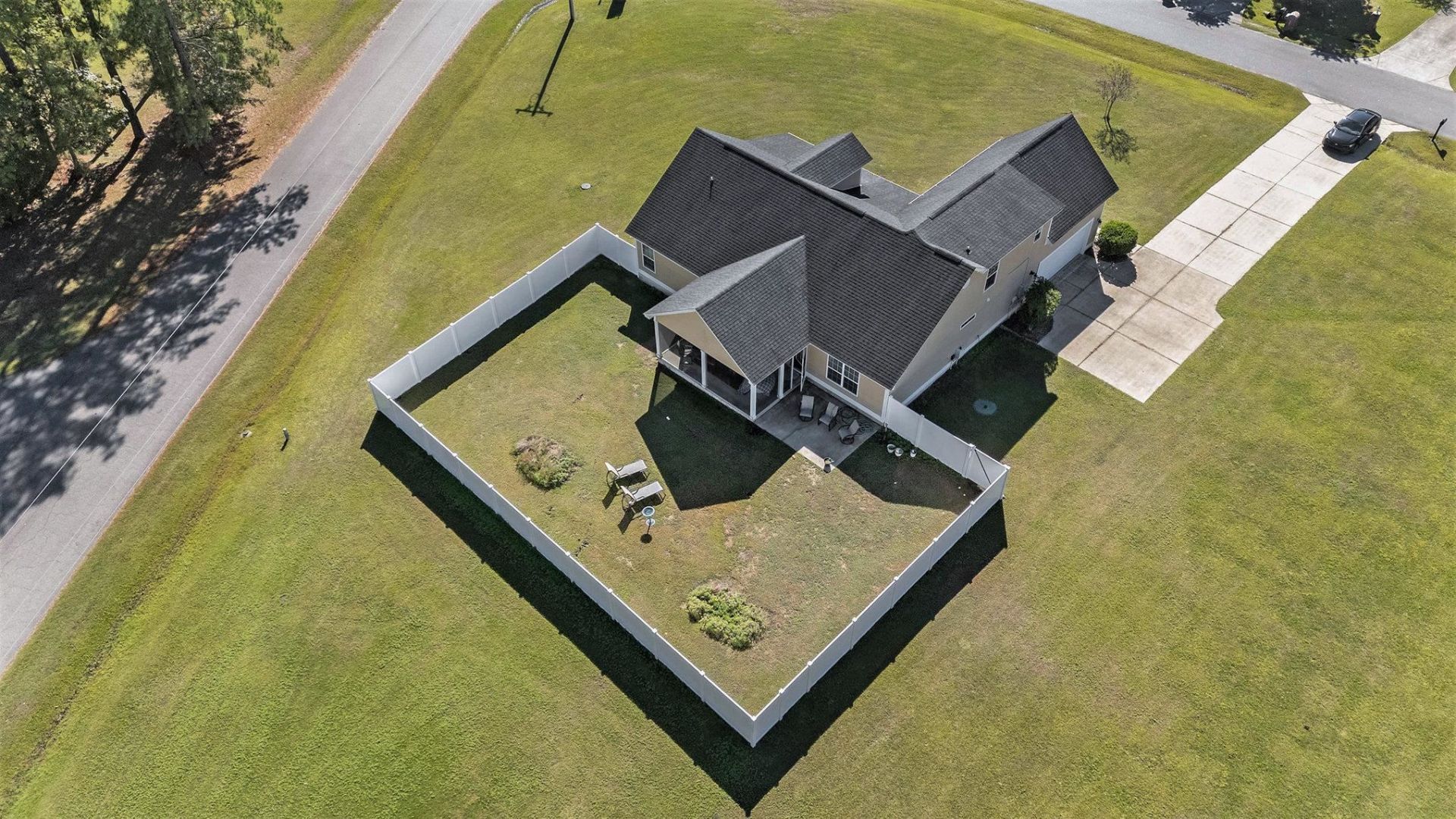 500 Cloverfield Ln.  Photo 37