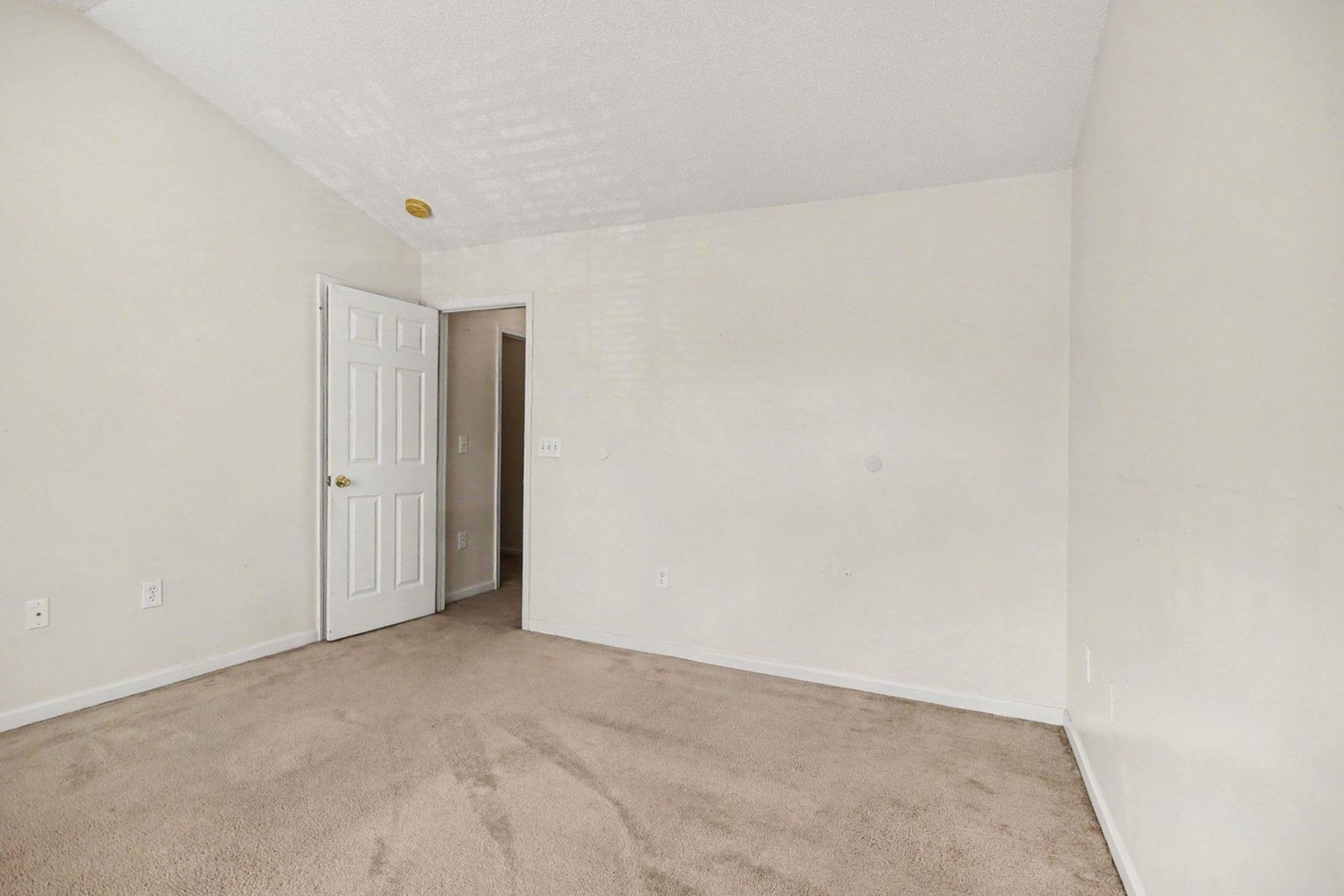 1043 Penny Ln. Photo 22