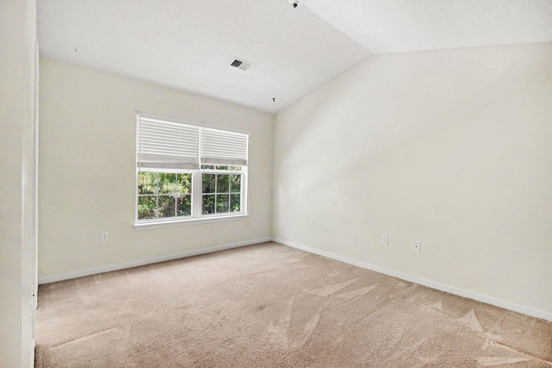 1043 Penny Ln. Photo 25