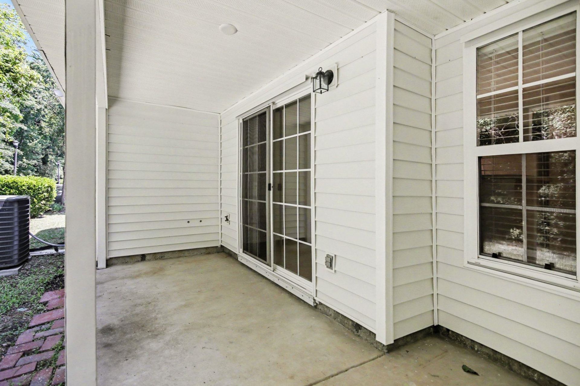 1043 Penny Ln. Photo 30