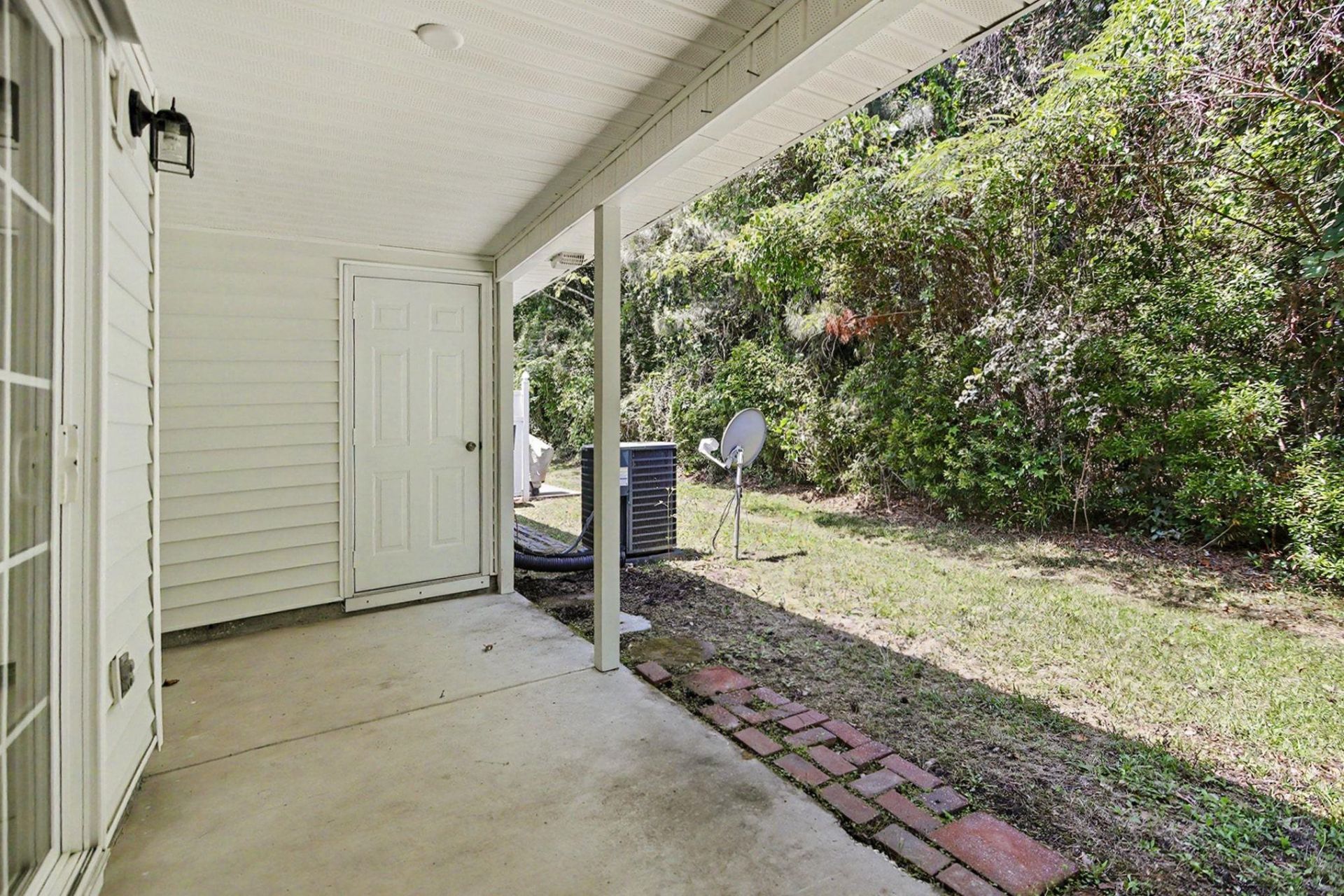 1043 Penny Ln. Photo 31