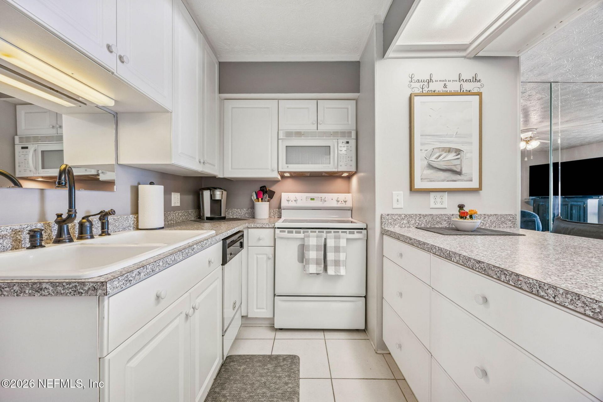 811 1st Street, Unit 10, Jacksonville Beach, FL 32250 Photo