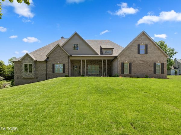 7720 Westland Drive, Knoxville, TN 37919