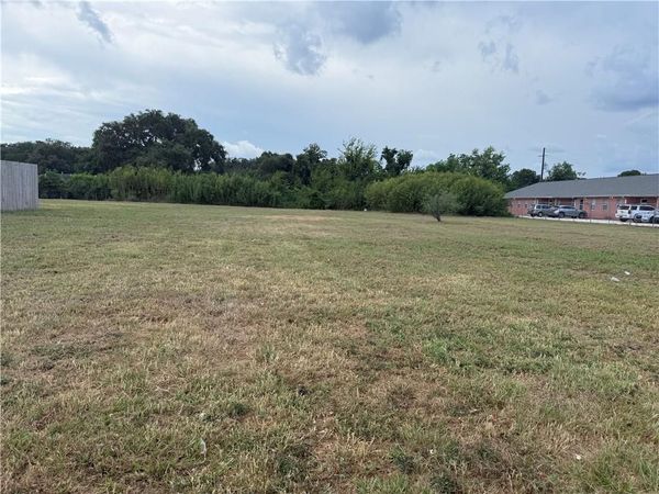 7980 CROWDER Boulevard , New Orleans, LA 70126