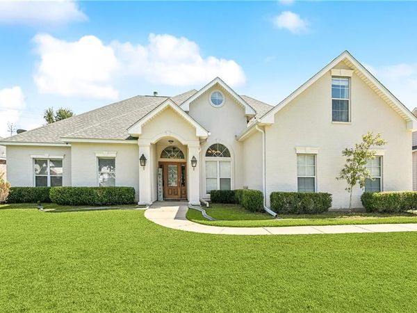 24 MINTER Drive , Mandeville, LA 70471