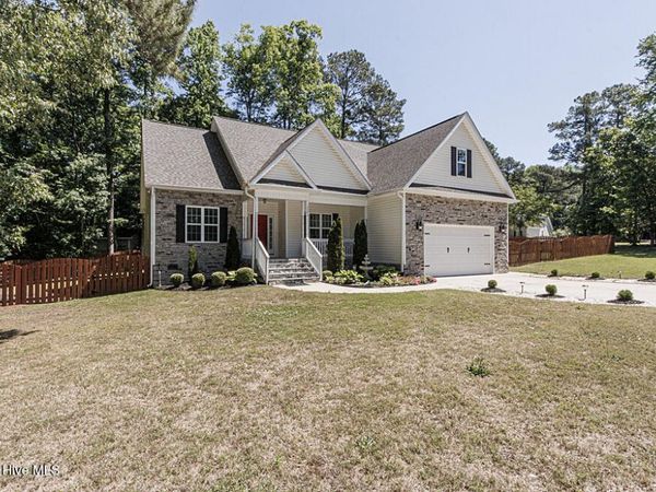 330 Carolina Oaks Avenue, Smithfield, NC 27577