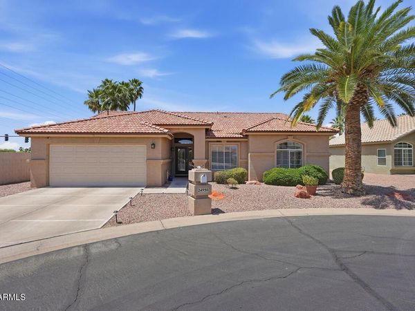 24950 S LAKEWOOD Drive, Sun Lakes, AZ 85248
