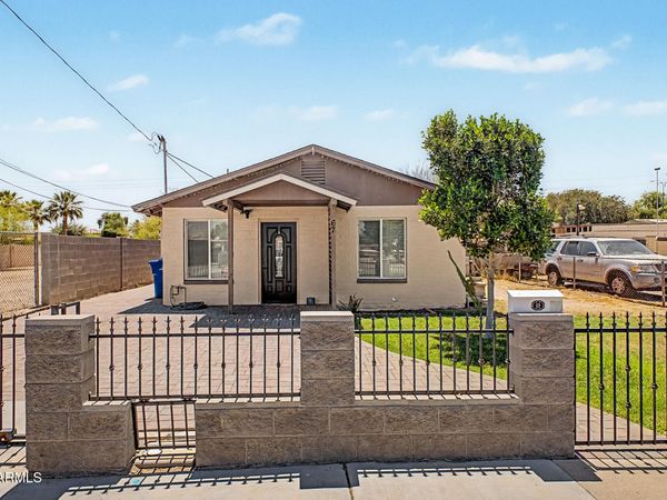 67 E KESLER Lane, Chandler, AZ 85225
