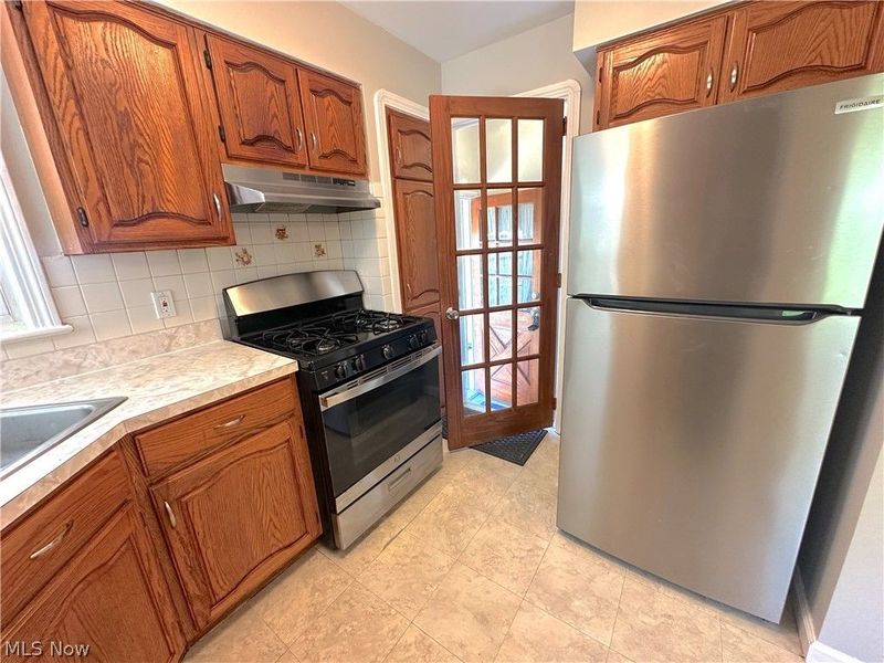 20120 Wilmore Avenue, Euclid, OH 44123 Photo 3