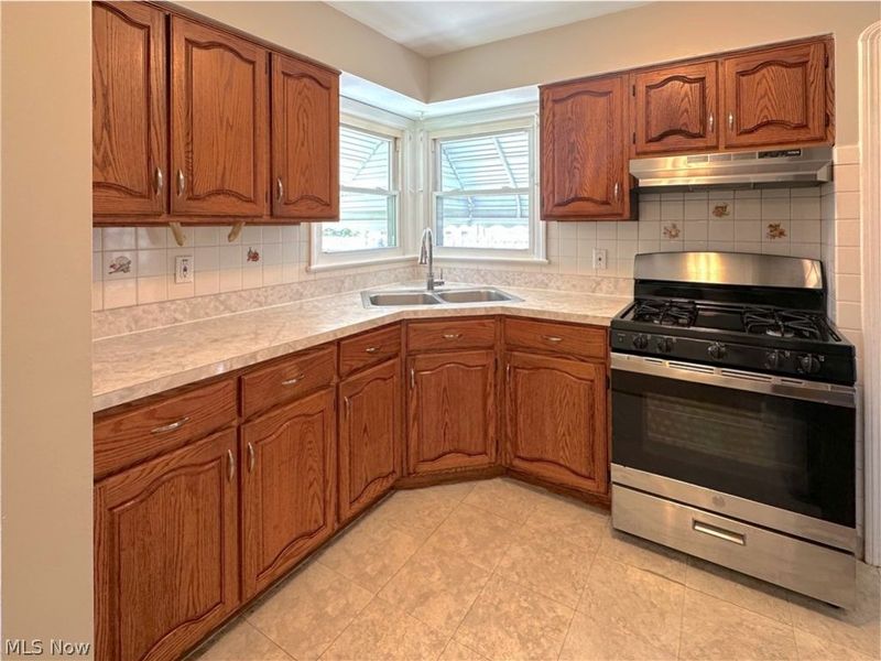 20120 Wilmore Avenue, Euclid, OH 44123 Photo 5