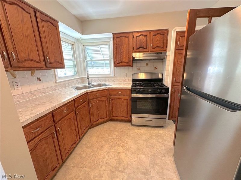 20120 Wilmore Avenue, Euclid, OH 44123 Photo 6
