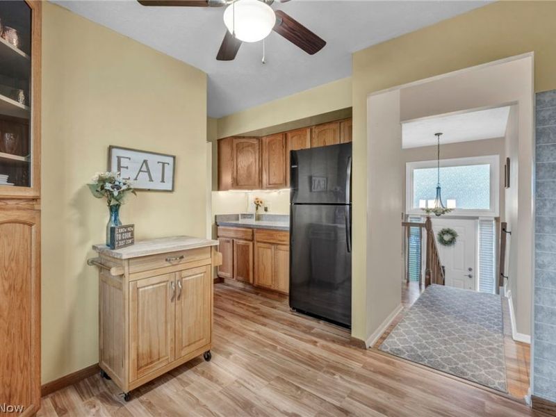 36729 Lakehurst Drive, Eastlake, OH 44095 Photo 10