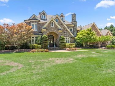 5779 Legends Club Circle, Braselton, GA 30517